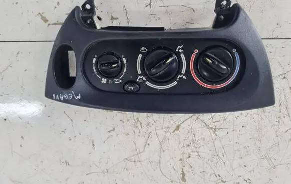Renault Scenic I Climate control unit 662369C