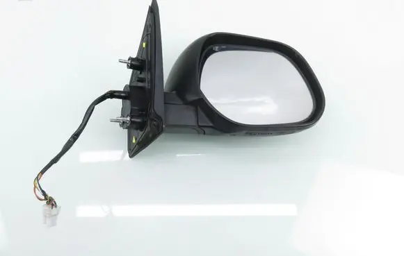 Mitsubishi Outlander Front door electric wing mirror 