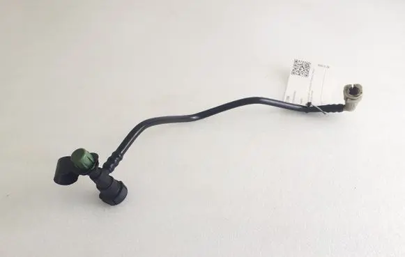 Brake vacuum hose/pipe
