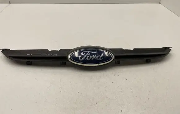 Ford Fiesta Front grill 8A618200B