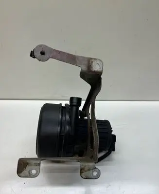 BMW 5 E60 E61 Secondary air pump 72812932 787527598 7527598
