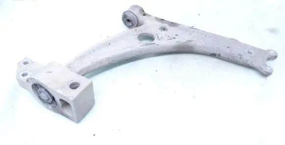 Front lower control arm/wishbone