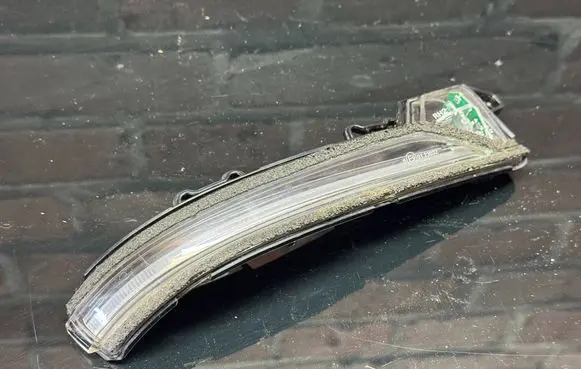 Hyundai i20 (BC3 BI3) Mirror indicator light 30182102