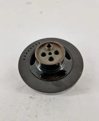 Mercedes-Benz C W205 Crankshaft pulley A6510351912