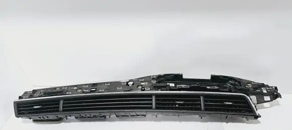 Audi Q7 4M Dash center air vent grill 4M1820902AA