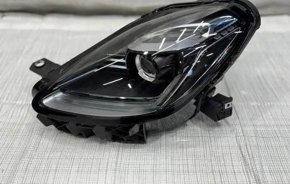 Maserati Grecale Headlight/headlamp 6702930710