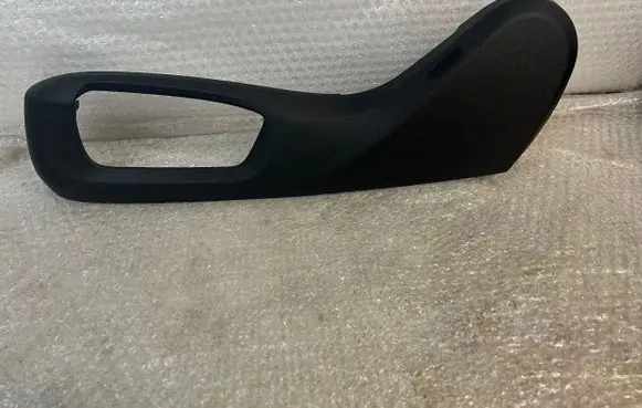 BMW 5 F10 F11 Front door seat control surround trim 52107317441 01067809