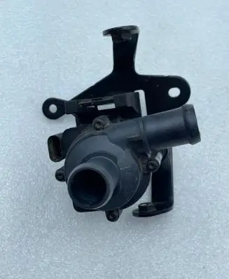 Porsche Macan (95B) Electric auxiliary coolant/water pump 06H121601M