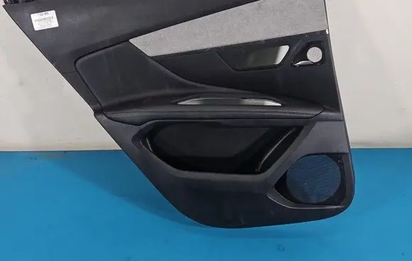 Peugeot 3008 II Coupe rear side trim panel IMPRK1532885