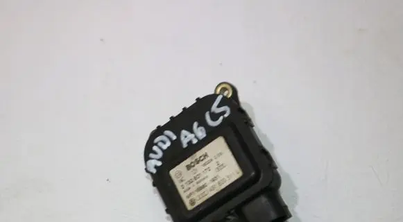 Audi A6 S6 C5 4B Air conditioning/heating control unit 0132801170