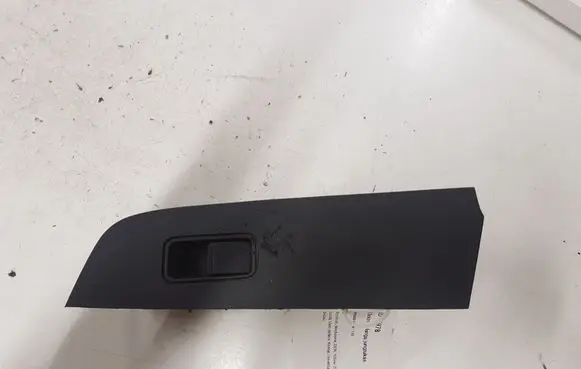 Mazda 6 Electric window control switch 03124620