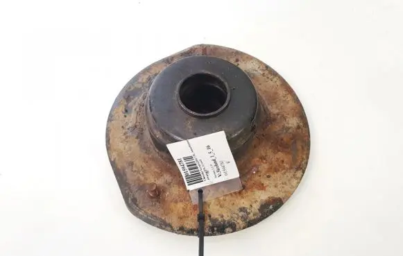 Chrysler Voyager Coil spring mount 