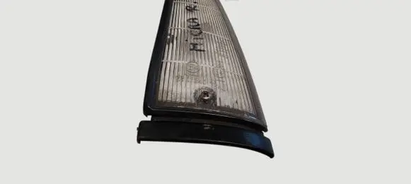 Nissan Micra Front indicator light 7R01240 7240 212-63186