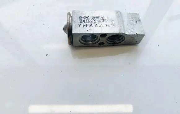 Air conditioning (A/C) expansion valve