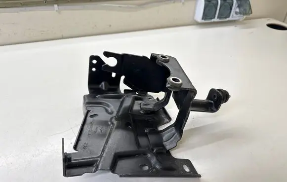 Ford Transit Custom ABS pump bracket GK21V020C74 GK21V020C74AF
