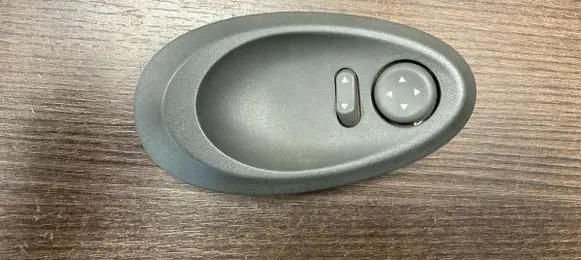 Iveco Daily 3rd gen Wing mirror switch 500321136