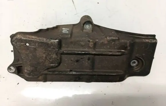 Honda CR-V Engine mounting bracket RWK90