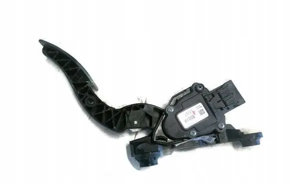 Skoda Fabia Mk1 (6Y) Accelerator throttle pedal 32700