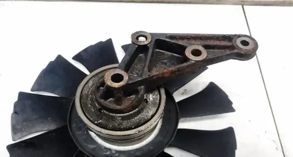 Iveco Daily 30.8 - 9 Viscous fan clutch 