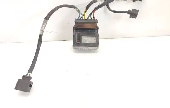 Audi A6 S6 C7 4G Coolant fan relay 8K0959501G 989460D