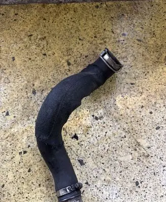 Volvo XC90 Intercooler hose/pipe