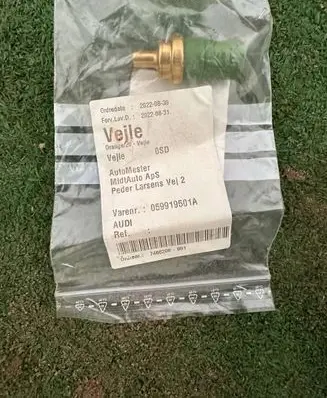Audi A6 S6 C5 4B Coolant temperature sensor 059919501A