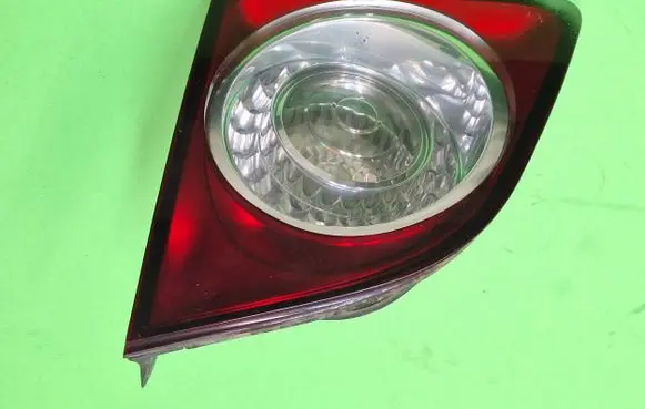 Volkswagen Golf Plus Tailgate rear/tail lights 5M0945094J 89033600
