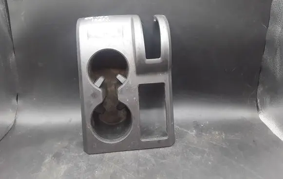 Cup holder front