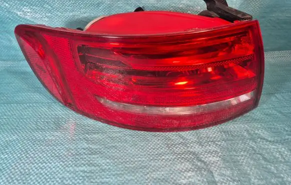 Audi A4 S4 B8 8K Rear/tail lights 8K9945095