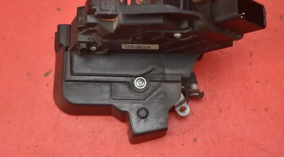 Ford Focus C-MAX Front door lock 3M5A-R21812-AK