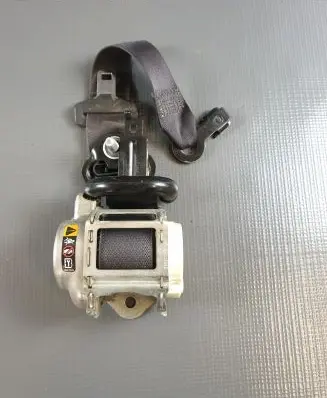 Chevrolet Camaro Front seatbelt 23408145