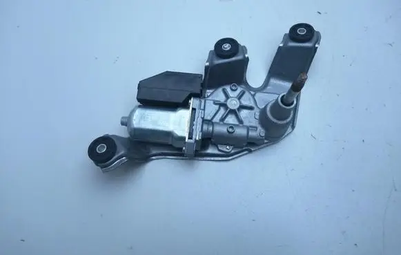 Toyota Urban Cruiser (XP110) Wiper motor 8513052150 Z880