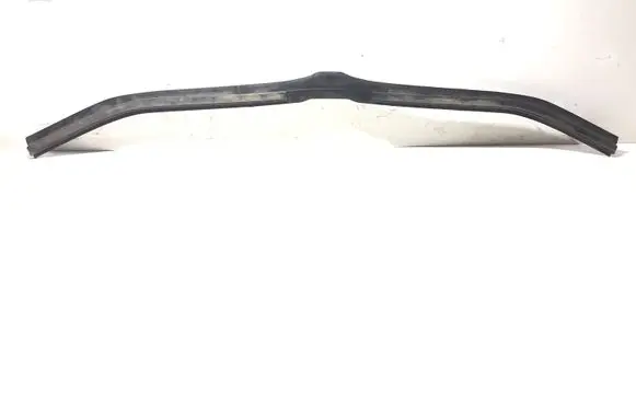 BMW 5 E60 E61 Top upper radiator support slam panel 7063835