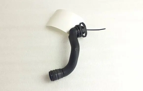 Audi Q2 - Air intake hose/pipe 5Q0129637C