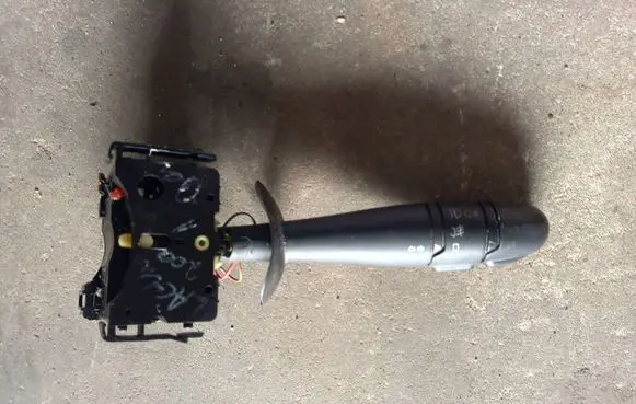 Renault Laguna II Wiper control stalk 8200012244