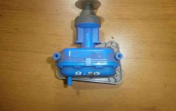 Audi 100 200 5000 C3 Central locking vacuum pump 893862153d