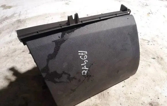 Nissan X-Trail T30 Glove box 68275eq300