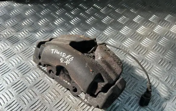 Volkswagen Touareg I Front brake caliper