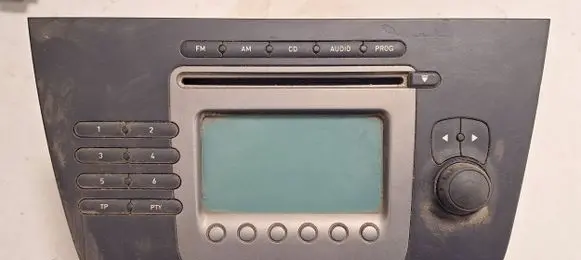 Seat Altea Radio/CD/DVD/GPS head unit 5P2035152 7643237366 1Z3D5274916