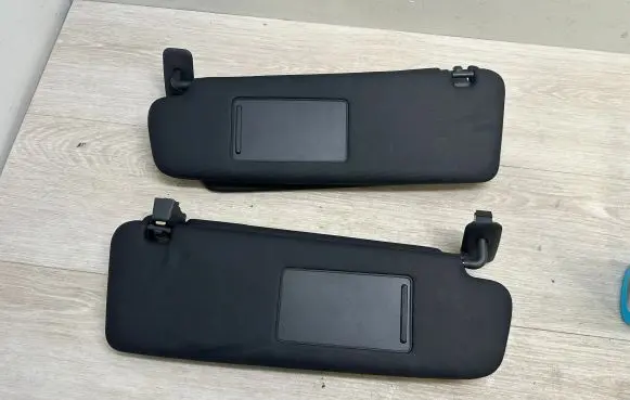 Porsche Cayenne (92A) Sun visor 7P5857552P 7P5857551P