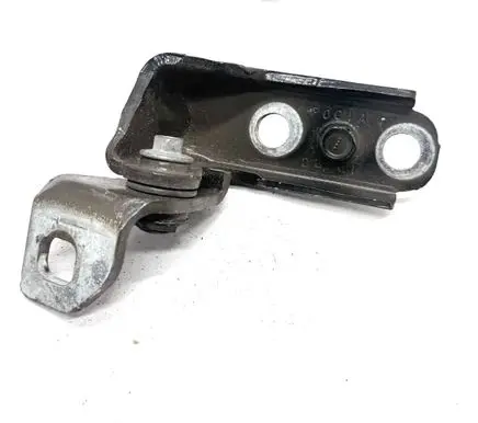 Ford Fusion II Front door upper hinge P001A