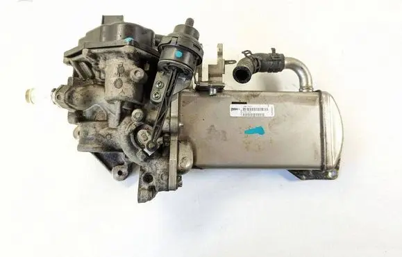 Audi A5 8T 8F EGR valve cooler V29041282 MM114C4