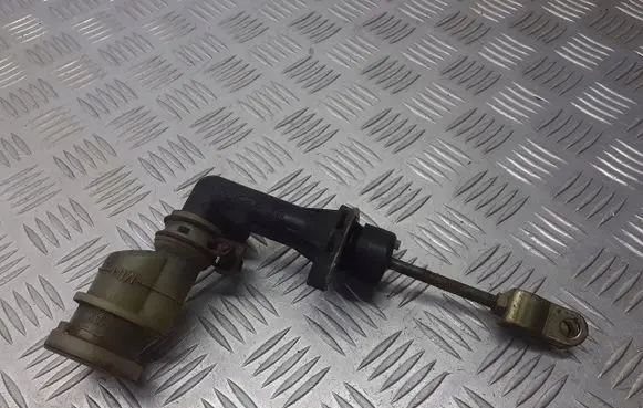 Hyundai Sonata Clutch slave cylinder 