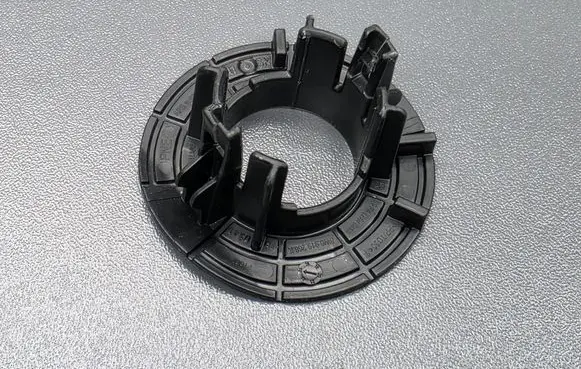 Audi A4 S4 B9 8W Front parking sensor holder (PDC) 8W0919268 8W0919268K