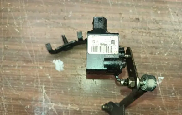 Peugeot 607 Headlight/headlamp level sensor 9649992480 964999248000