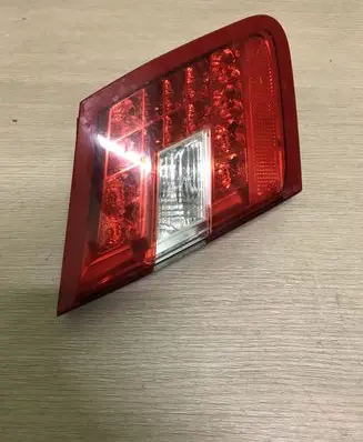 Mercedes-Benz E W212 Tailgate rear/tail lights A2128200764