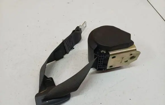 Renault Laguna II Middle seatbelt (rear) 