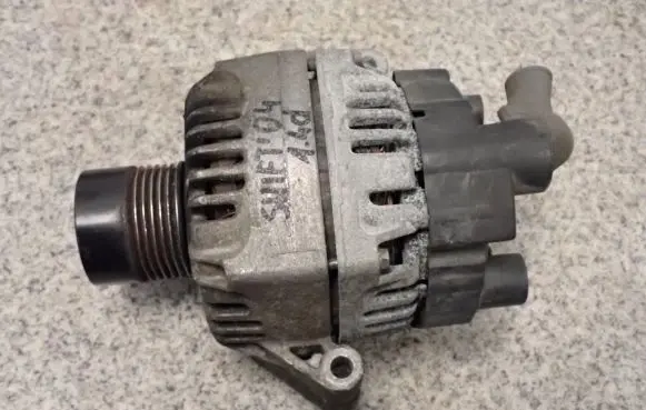 Suzuki Swift I Generator/alternator