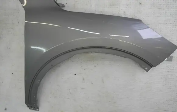 Ford Kuga III Fender LV4BS1015AD