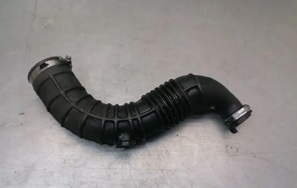 Renault Scenic II - Grand scenic II Intercooler hose/pipe 82005003847